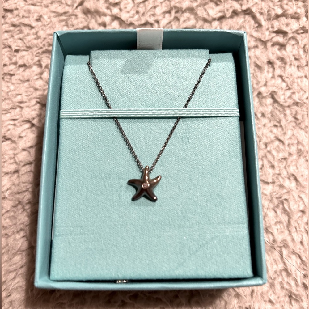 Tiffany & Co. Elsa Peretti Starfish Pendant - Sterling Silver Necklace
